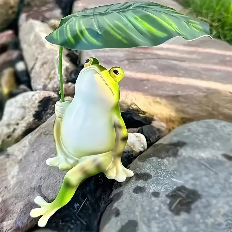Maliben | Frog On Lotus Leaf Figure For Aquarium Garden Decoration And Balcony Decoration