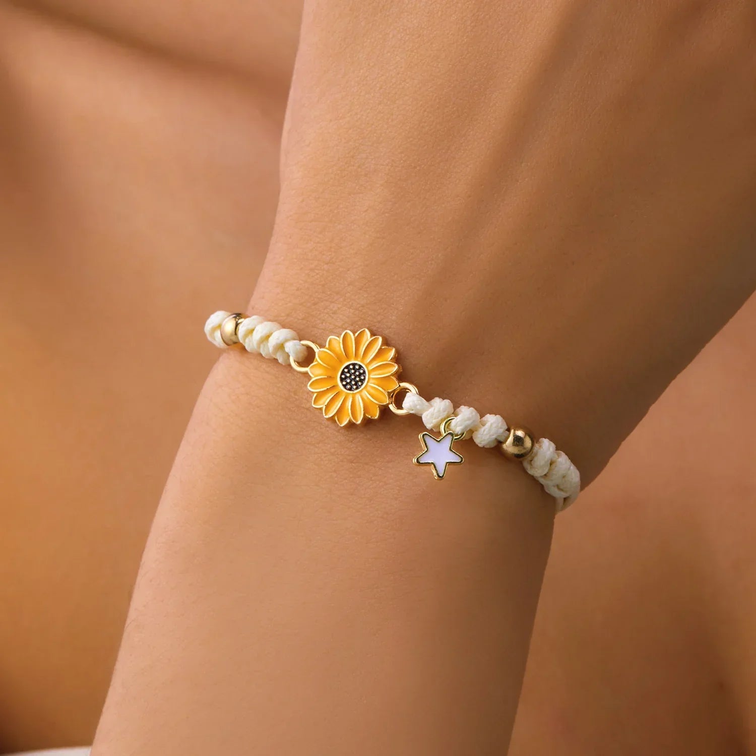 Maliben | Braided Feminine Flower Star Bracelet