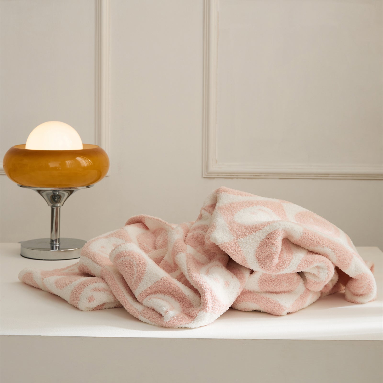Maliben Smiley Blanket