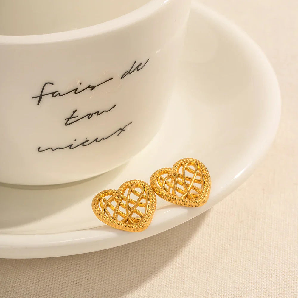 Maliben | 18k Open Heart Mesh Earrings