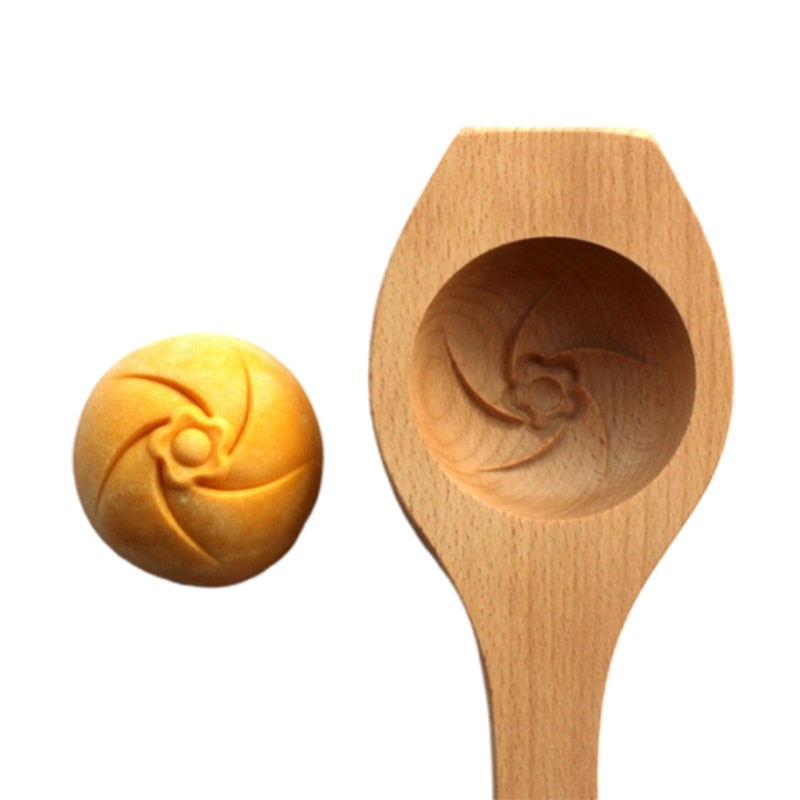 Maliben | Wooden Moon Dumpling Maker Mold