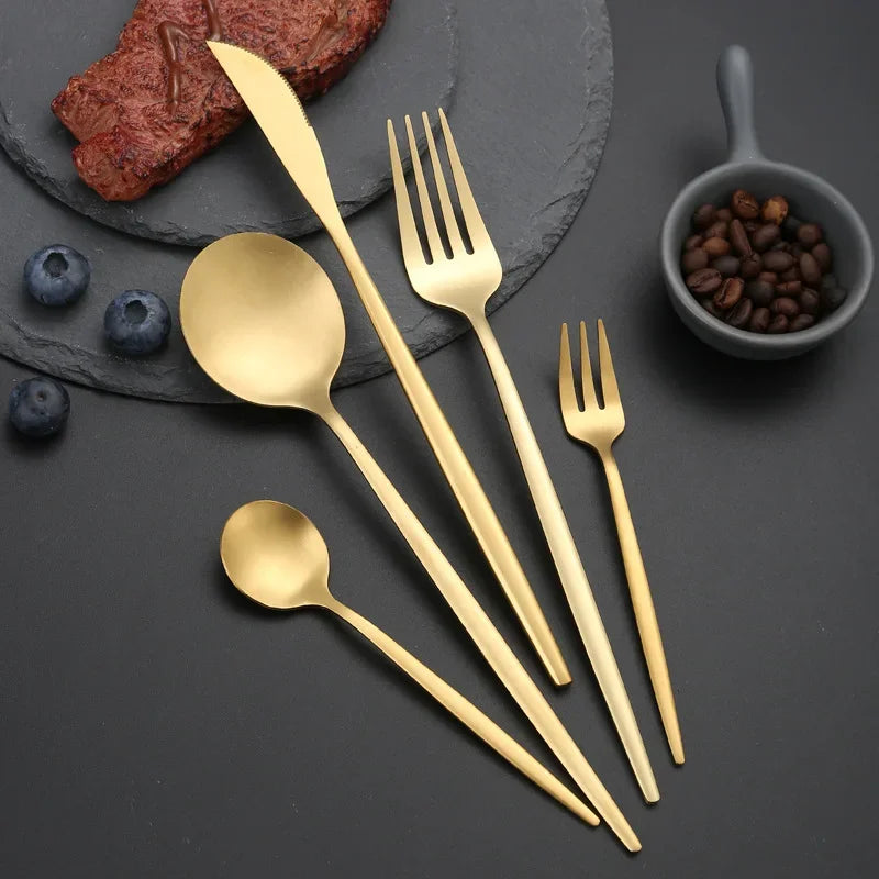 Maliben | RefinedTable | 30-piece cutlery set