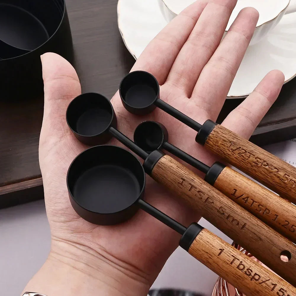 Maliben Lyra Measuring Cups & Spoon Set