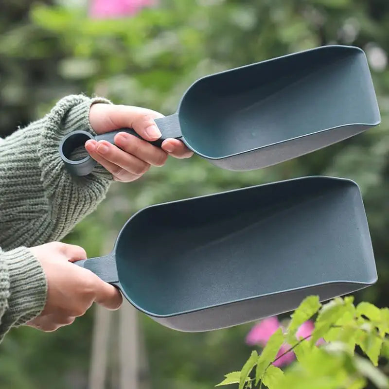 Maliben | Plantiva Plastic Garden Trowel | Ergonomic Handle | Space-SavIng & Lightweight | Available in 2 Sizes