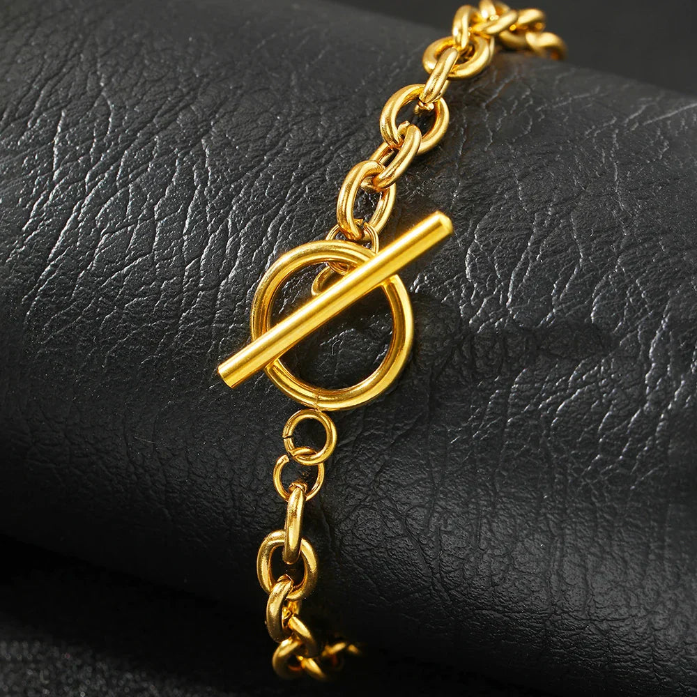 Maliben | Classy Paperclip Circle Bar Clasp Bracelet