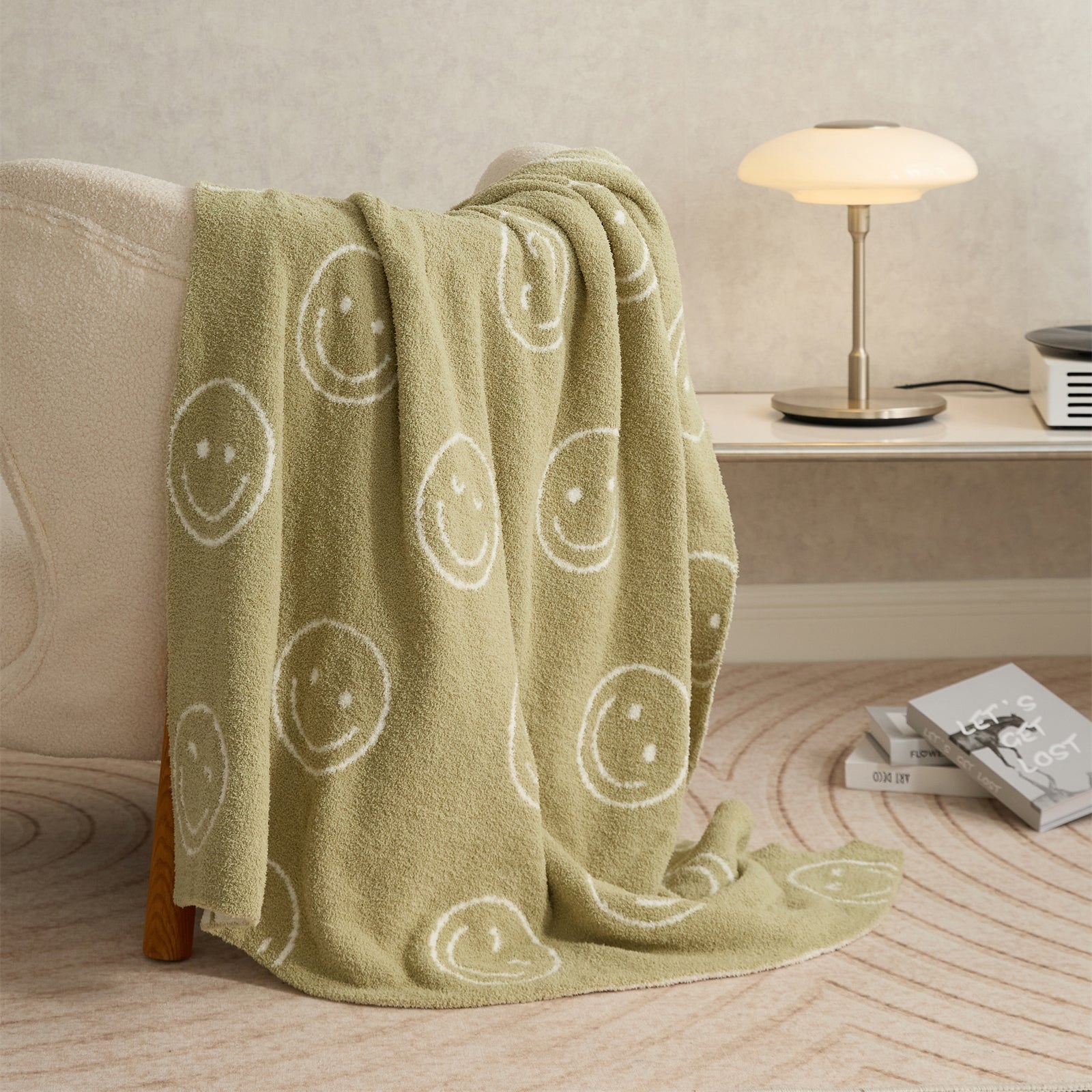 Maliben Smiley Blanket