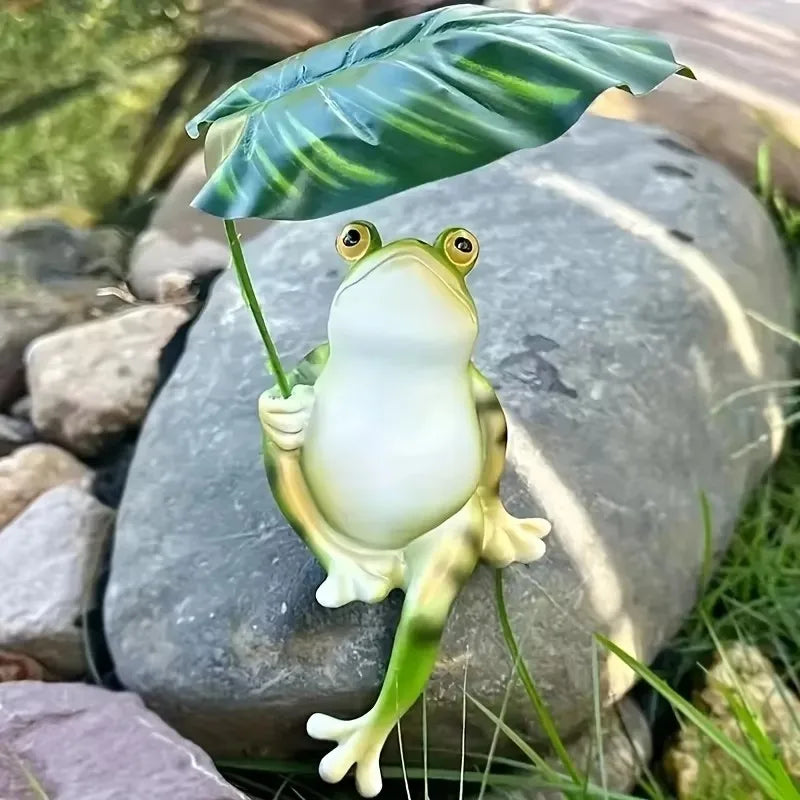 Maliben | Frog On Lotus Leaf Figure For Aquarium Garden Decoration And Balcony Decoration