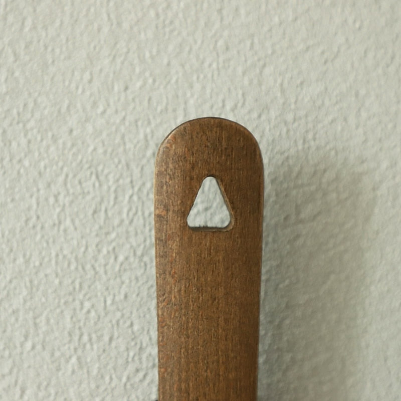 Maliben | Wooden Long Handle Magnetic Shoehorn