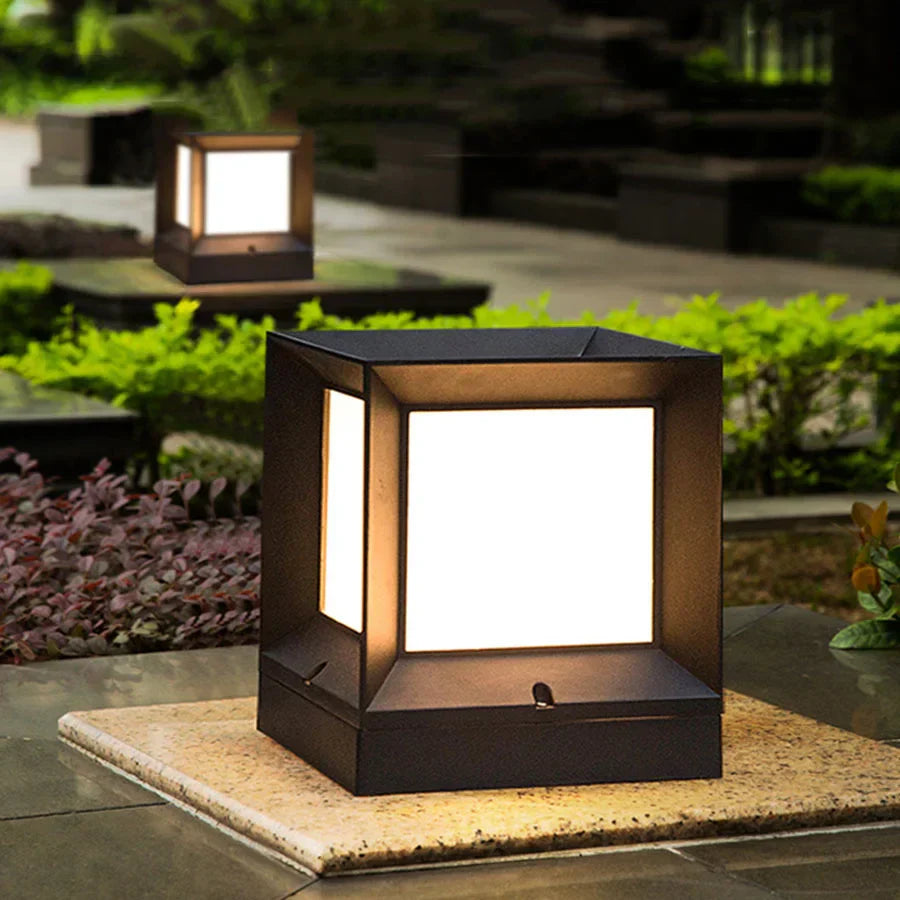 Maliben | Tor floor lamp for outdoors
