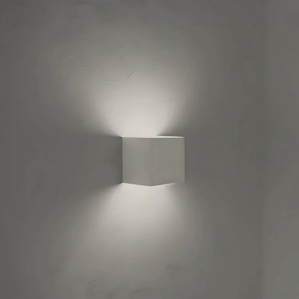 Maliben | Adjustable Wall Light
