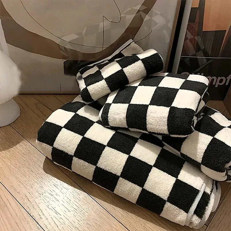 Classic Checkered Pattern Sofa Blanket — Maliben home decor