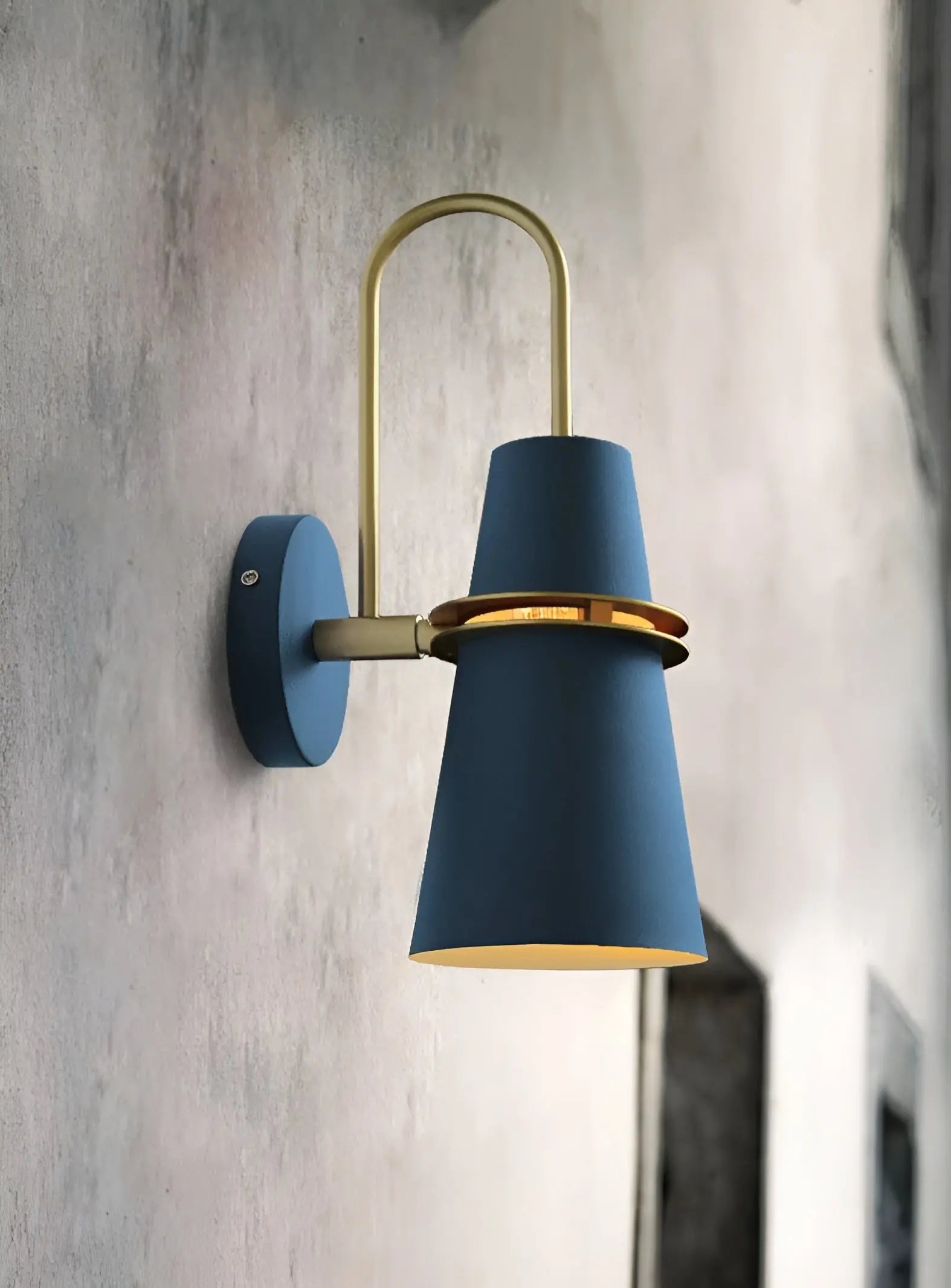 Maliben | Retro Elegance Wall Lamp - Eliteaura Luxe Lighting