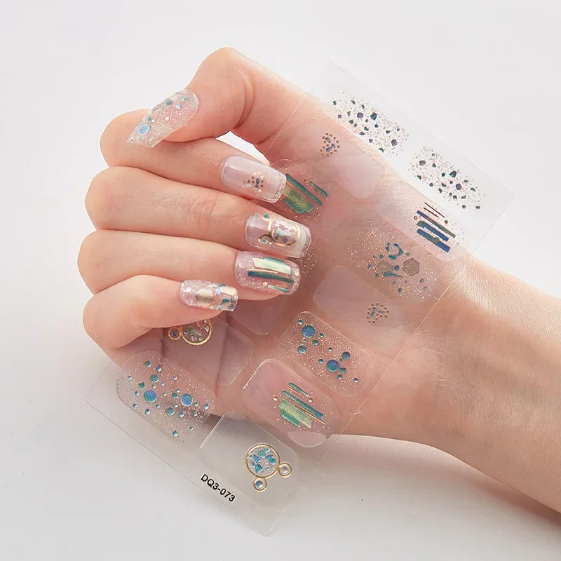 Maliben | Glitznail – Festive Christmas Nails Quick, Complete Without Salon