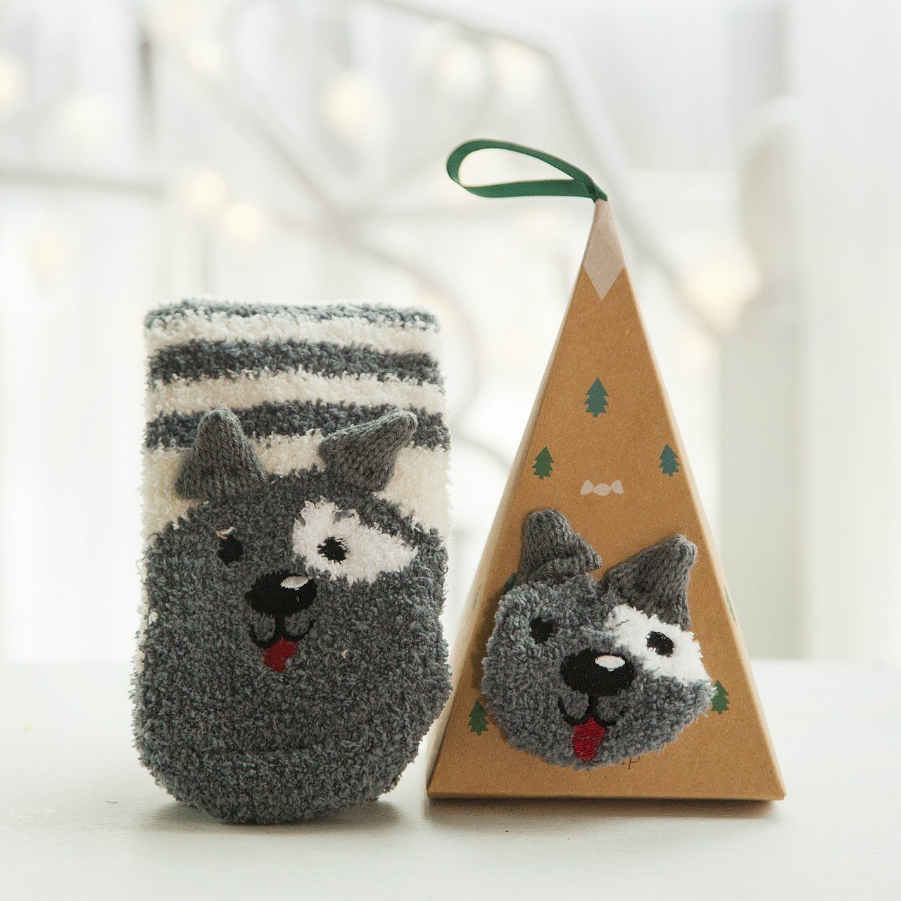 Maliben | Christmas Socks In Gift Box Design | Plush House & Cuddle Socks | Universal Size