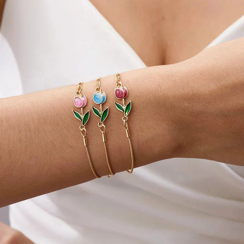 Maliben | Feminine Floral Tulip Bracelet And Necklace Set