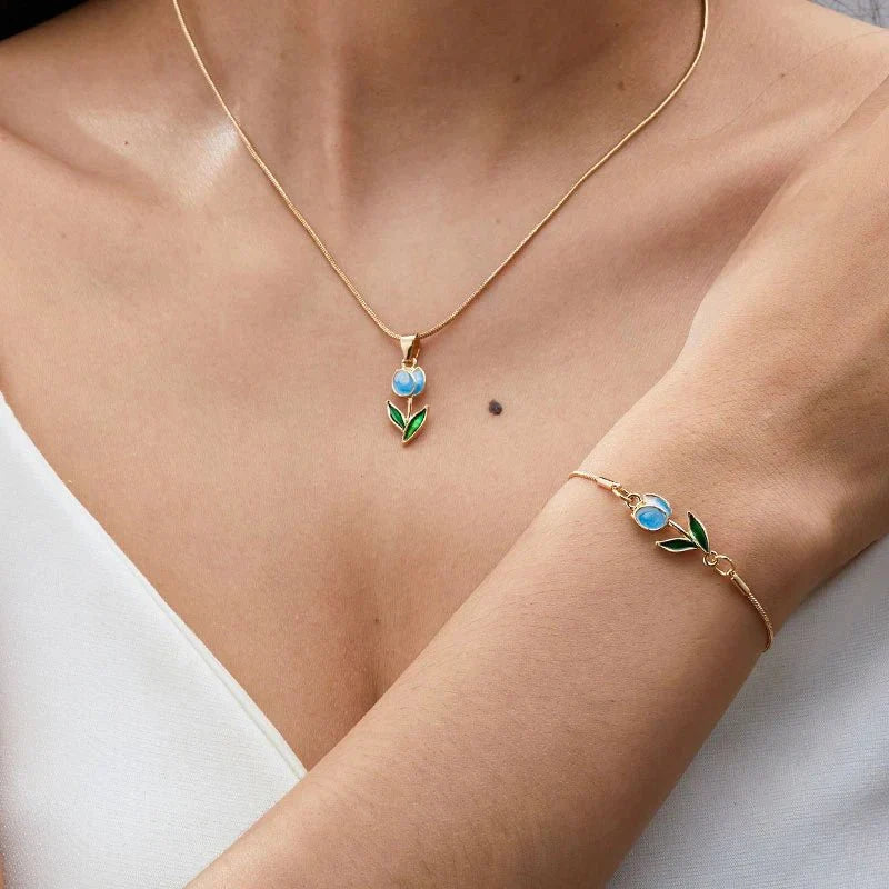 Maliben | Feminine Floral Tulip Bracelet And Necklace Set