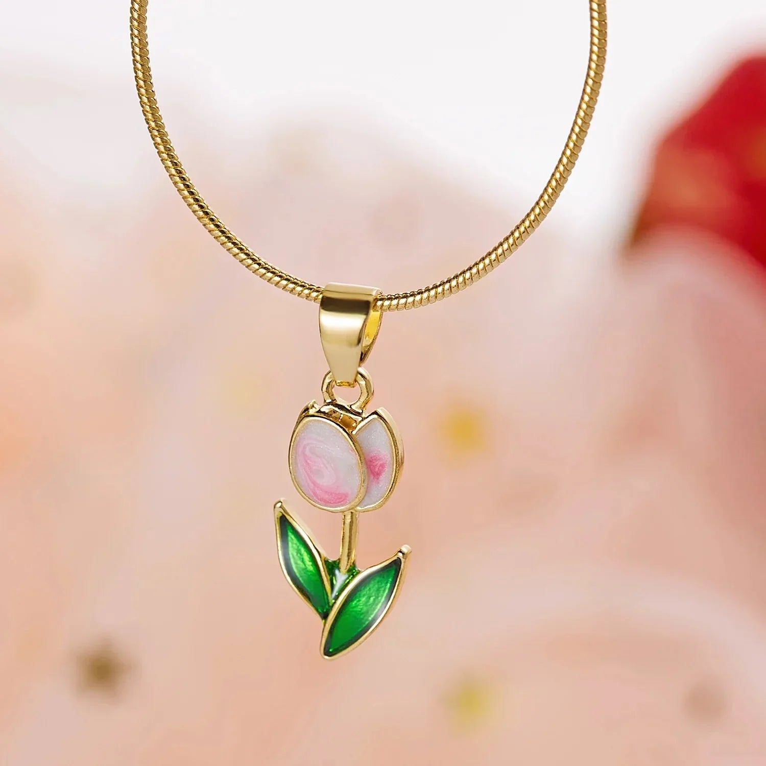 Maliben | Feminine Floral Tulip Bracelet And Necklace Set
