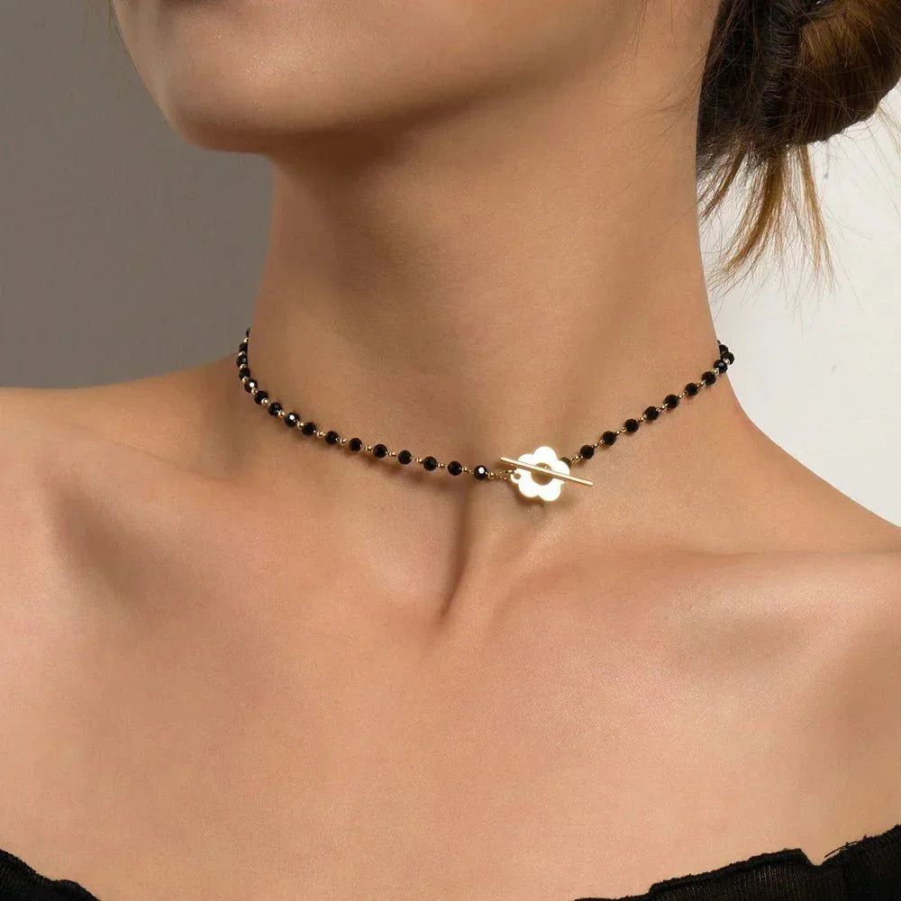 Maliben | Floral Choker Flower Clasp Necklace