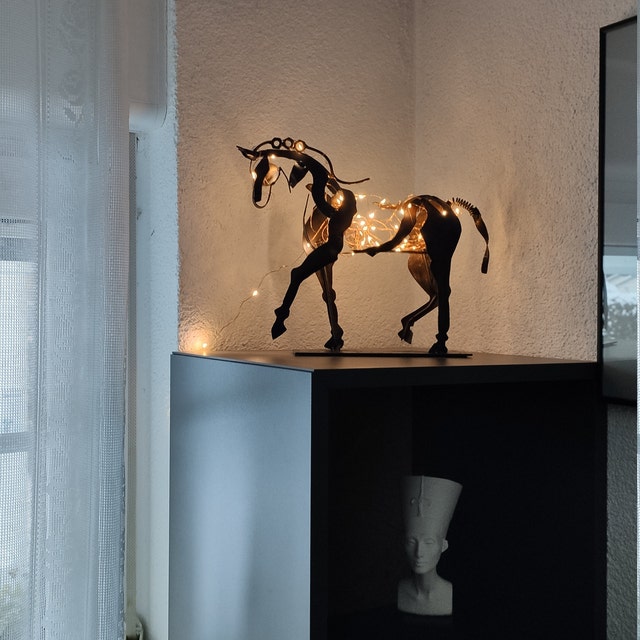 Maliben | Handmade Horse Figurine – Ferro