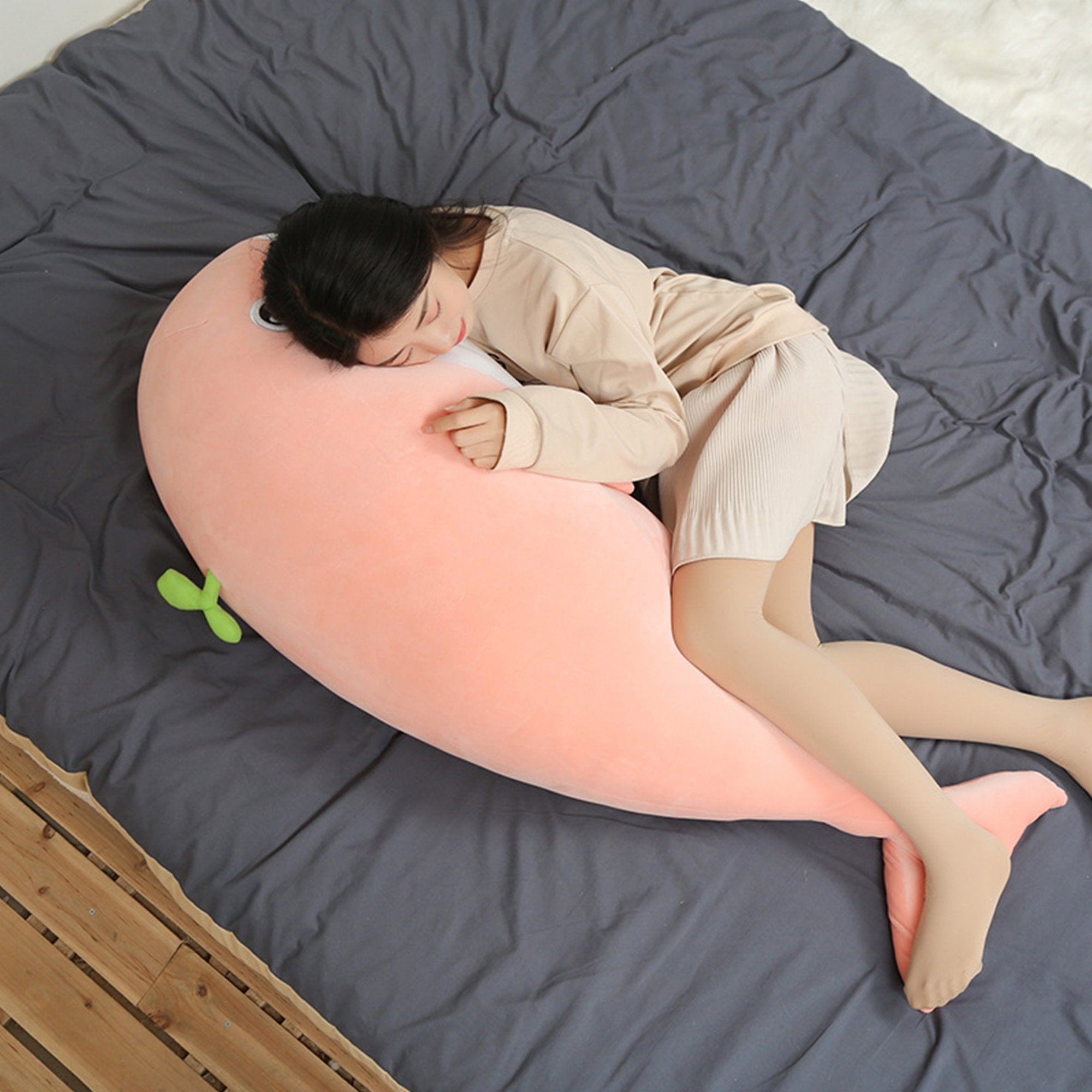Maliben | A Pod Of Cuddly Whale Plushies