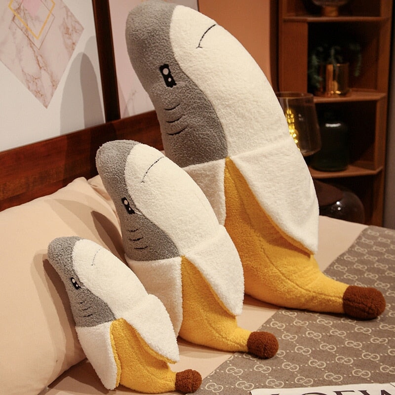 Maliben | Fluffy Shark Banana Plushie