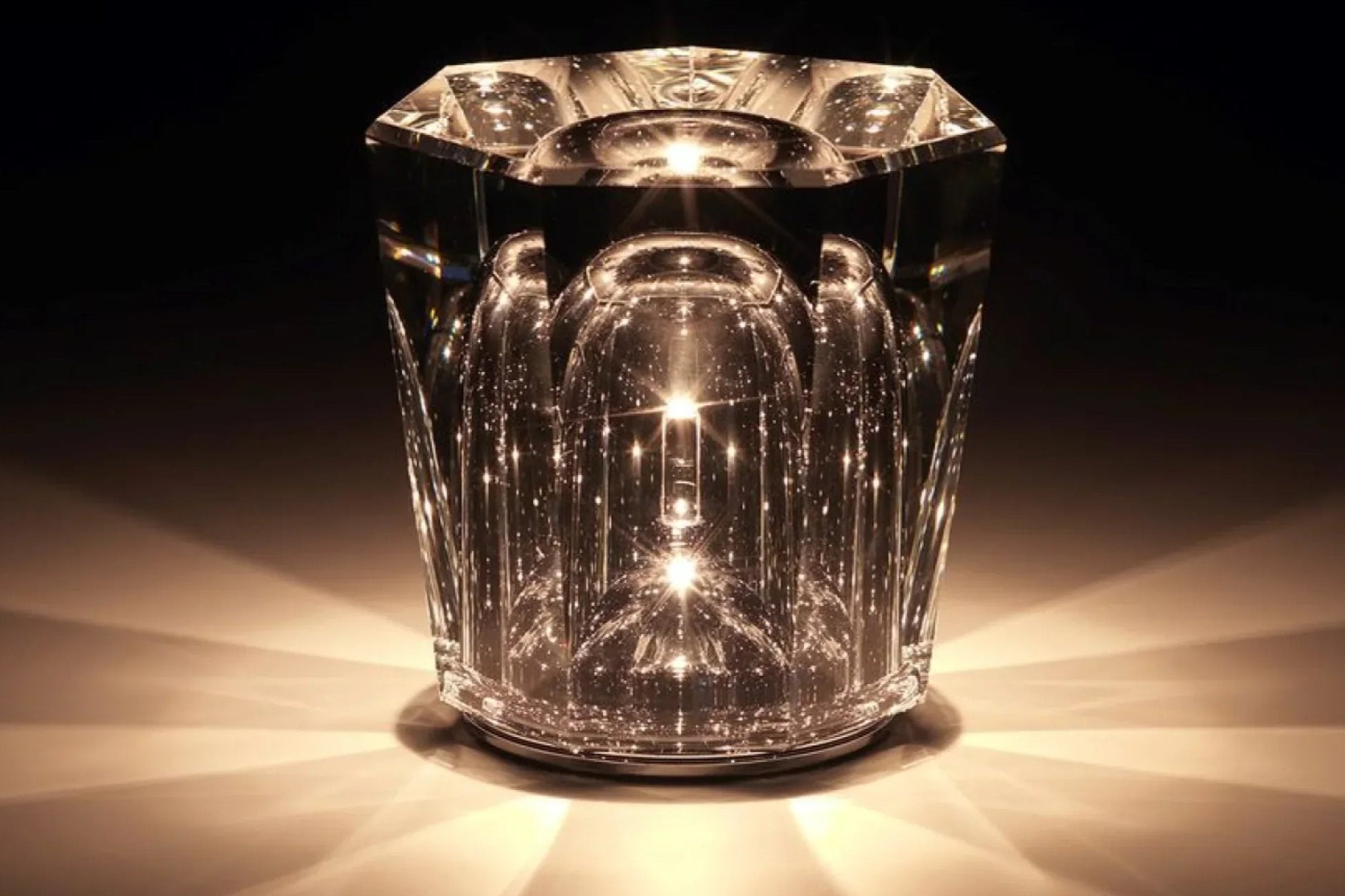 Maliben | Crystal Table Lamp Véloria | Diamond Look & 360° Light Play | Wireless & Usb Rechargeable | Up To 12 Hrs. Light Duration