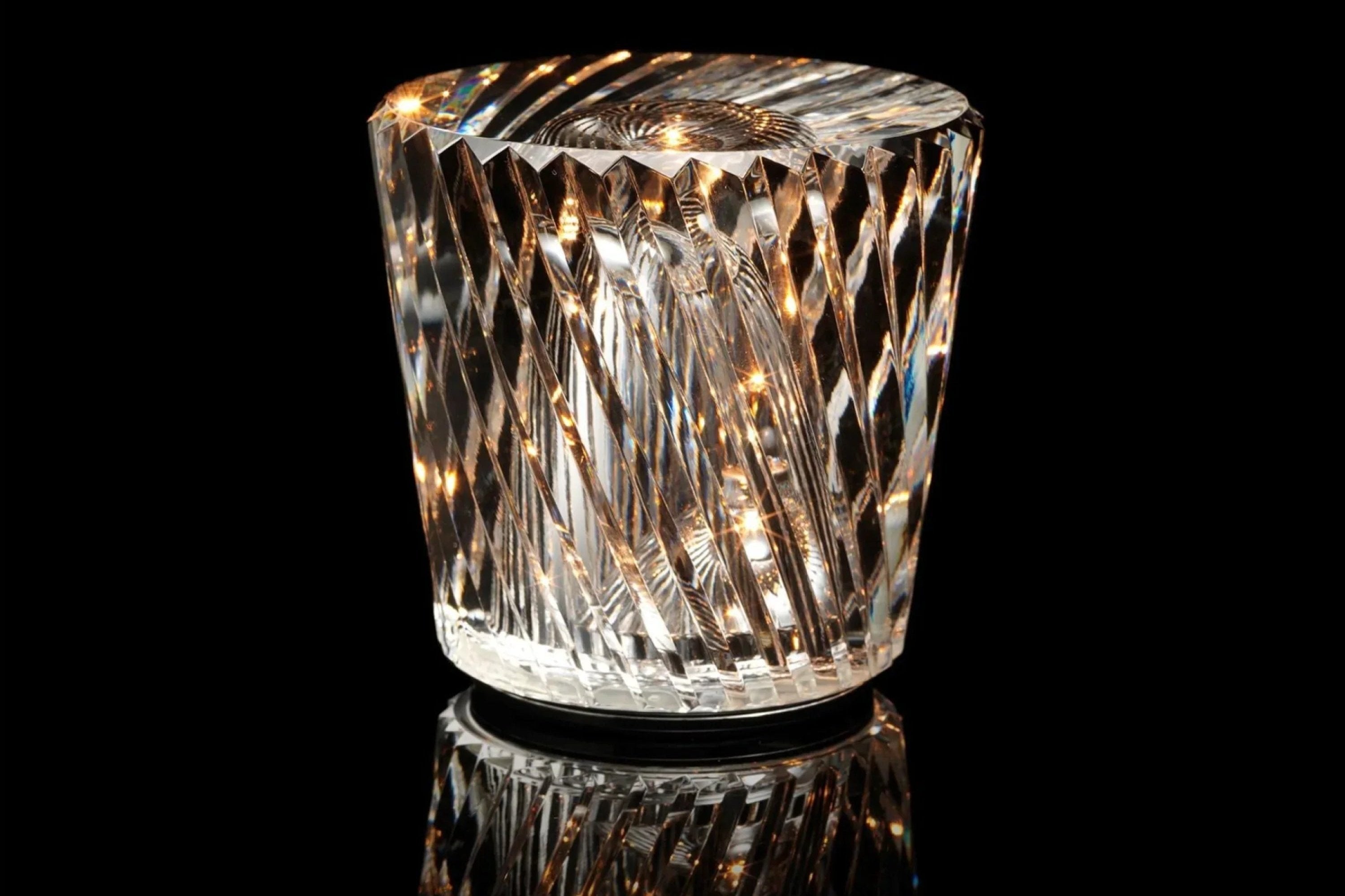 Maliben | Crystal Table Lamp Véloria | Diamond Look & 360° Light Play | Wireless & Usb Rechargeable | Up To 12 Hrs. Light Duration