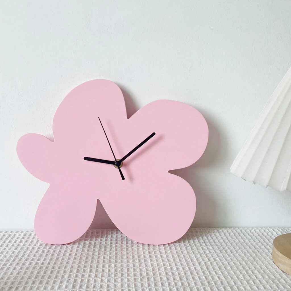 Maliben | Flower Blob Acrylic Wall Clock
