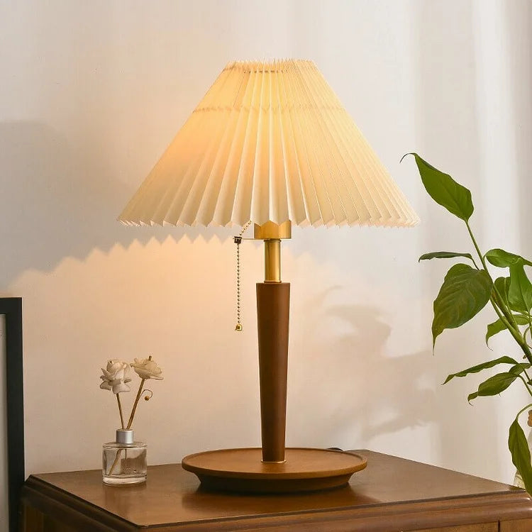 Maliben | Elegant Vintage Woodly Table Lamp - Table Lamp With Pleated Design
