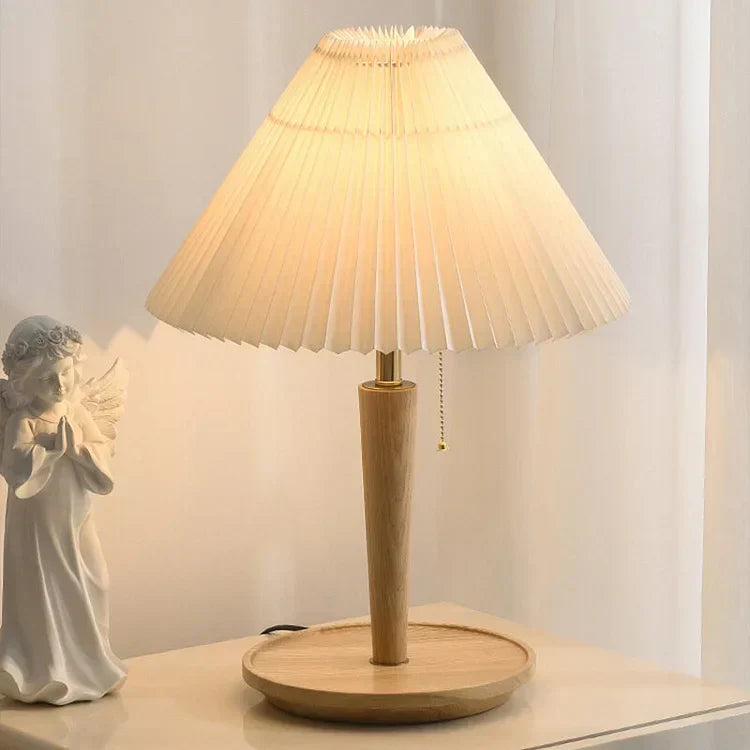 Maliben | Elegant Vintage Woodly Table Lamp - Table Lamp With Pleated Design