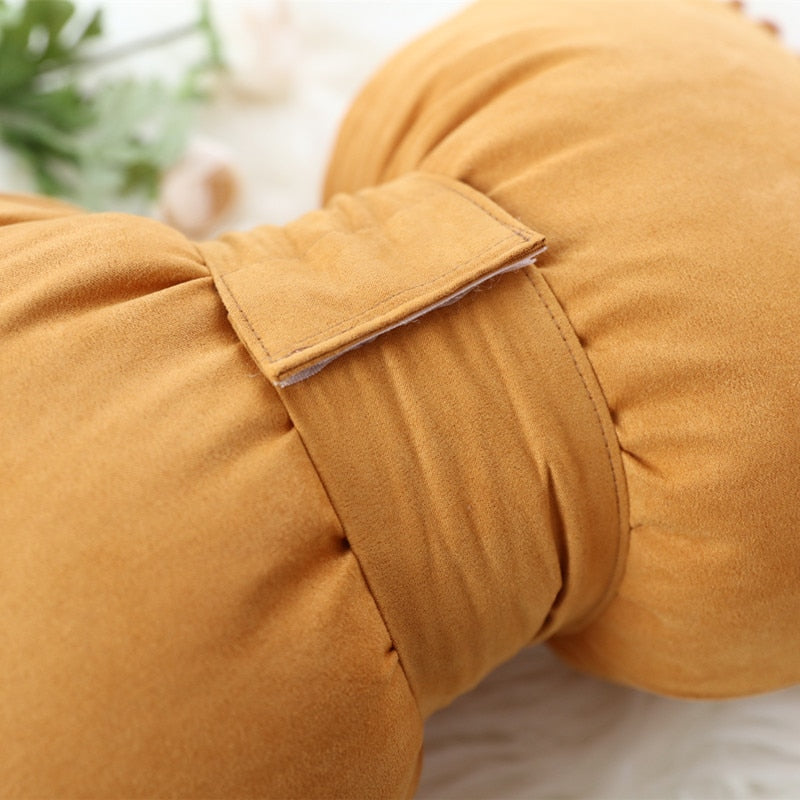 Maliben | Bow-Shaped Decorative Cushion As Decorative Accent