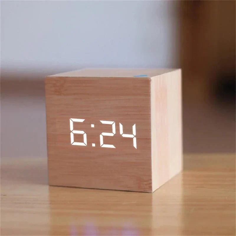 Maliben | Digital LED Clock in Retro Style