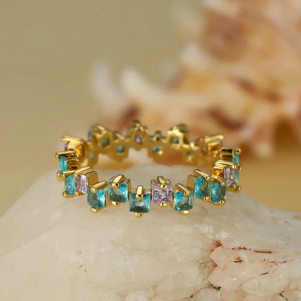 Maliben | Scattered Cubic Diamonds Dainty Ring
