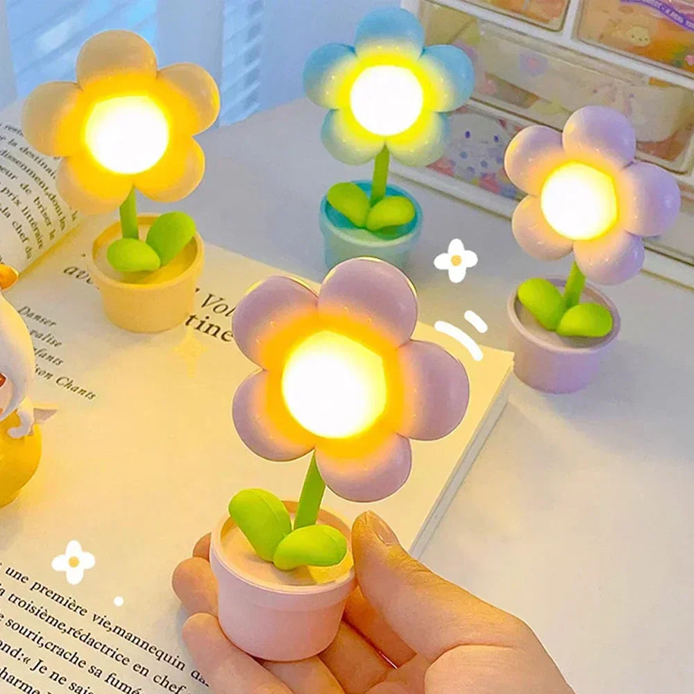Maliben | Small Flower Relaxing Table Lamp - Blossomglow