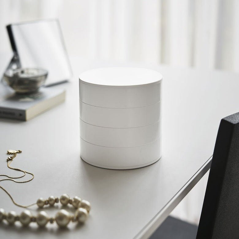 Maliben | Twist Around Jewelry Organizer