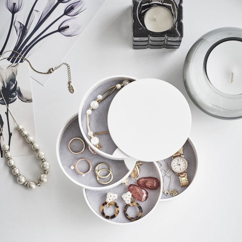 Maliben | Twist Around Jewelry Organizer