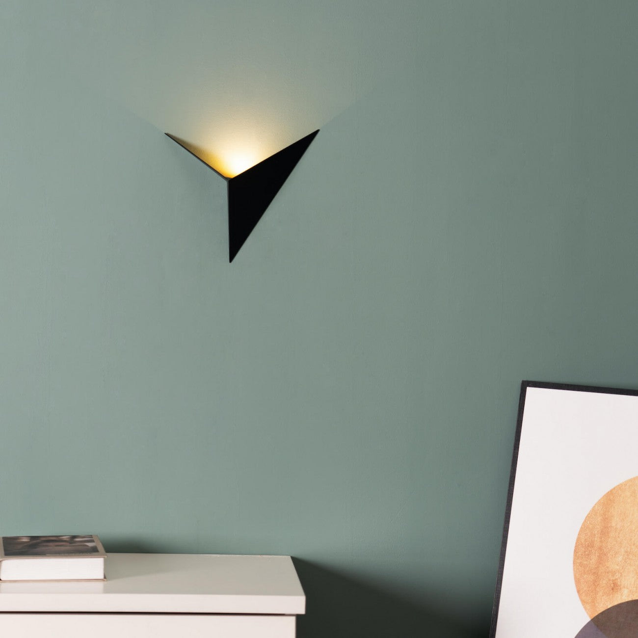 Maliben | Trigon Wall Light