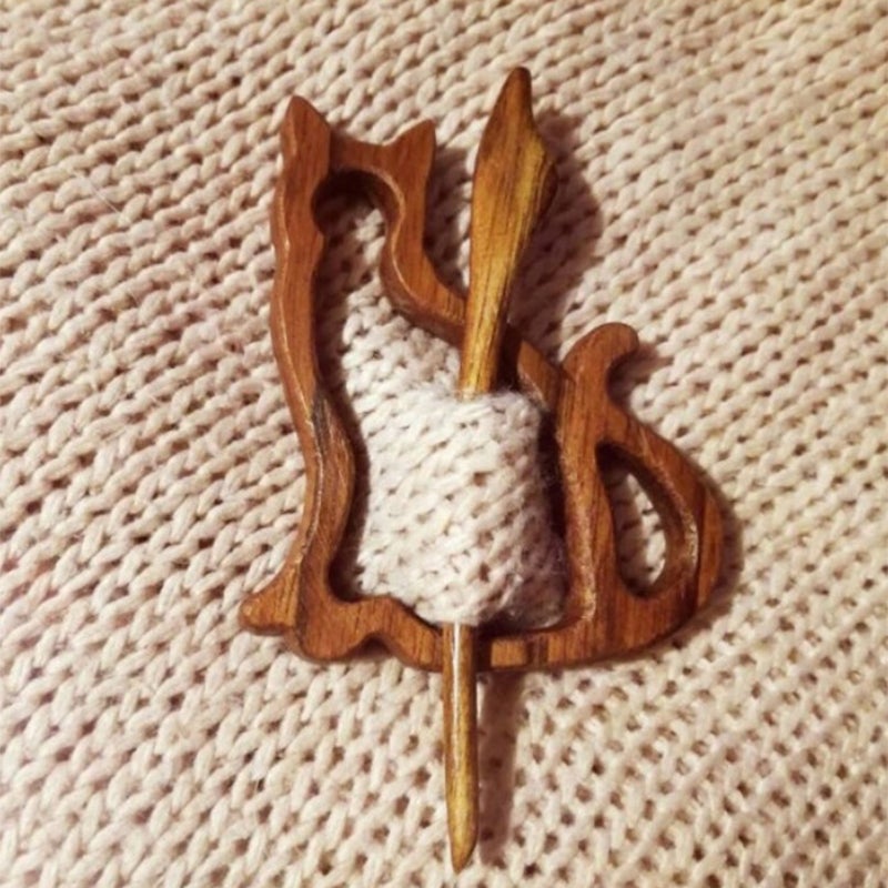 Maliben | Sweet Animal Brooch Made Of Wood