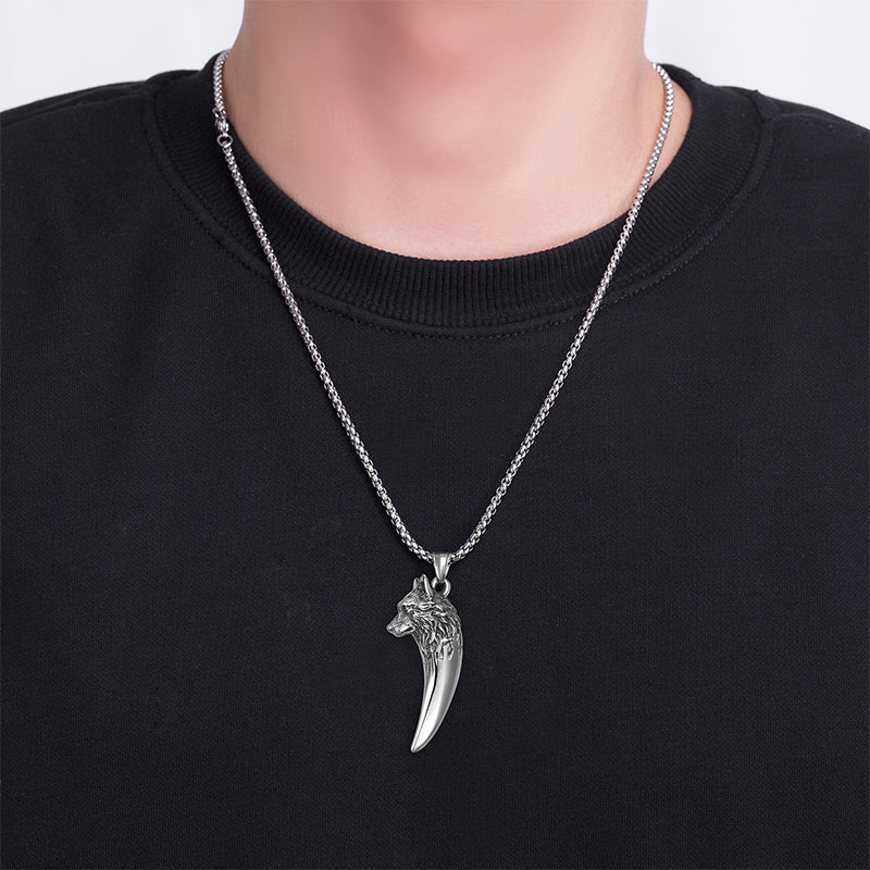 Maliben | Wolf's Head Necklace Made Of Titanium Steel