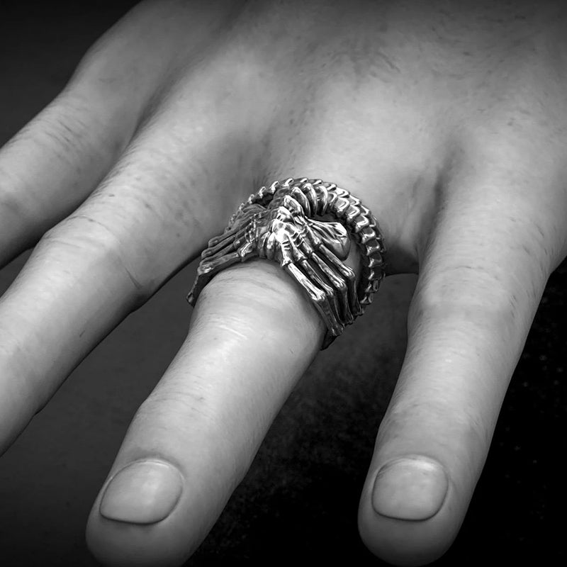 Maliben | Alien-Facehugger-Ring