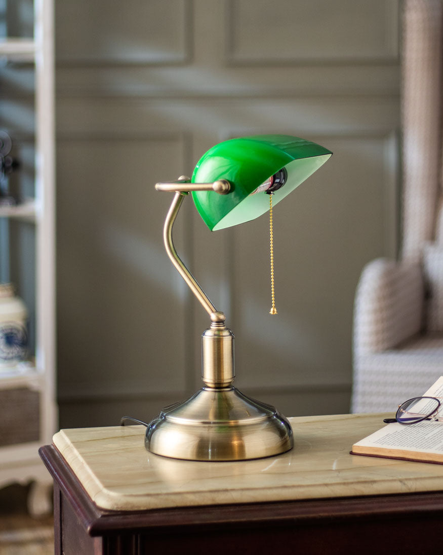 Maliben | Classic Banker Lamp