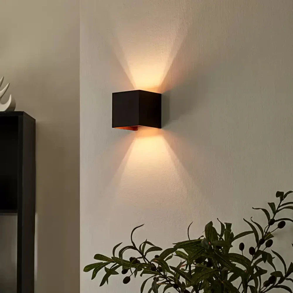 Maliben | Adjustable Wall Light