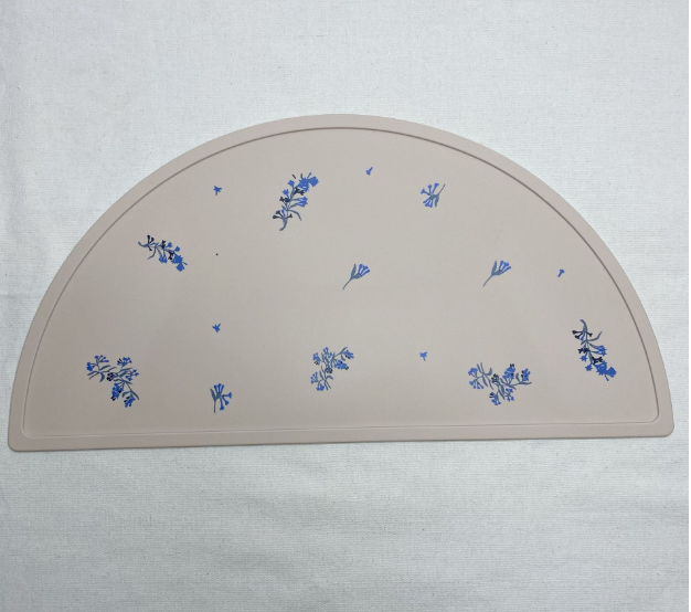 Maliben | Silicone Placemat For Kids – Non-Slip Table Mat In Crescent Shape