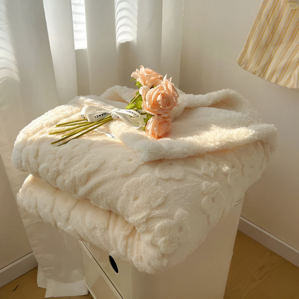 Maliben | Lunavie Cuddle Blanket | Cloud Soft Sherpa Fleece | For Year-Round Comfort | Stylish Design