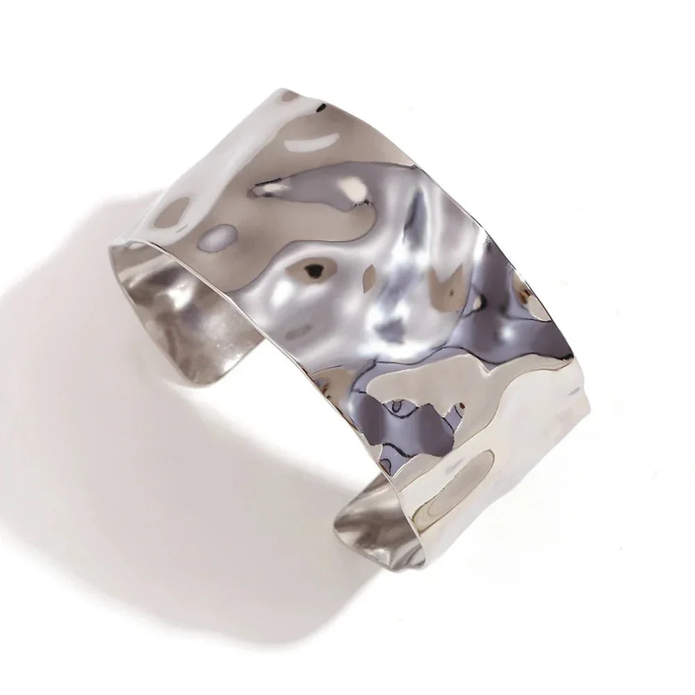 Maliben | 18k Hammered Texture Bangle Bracelets