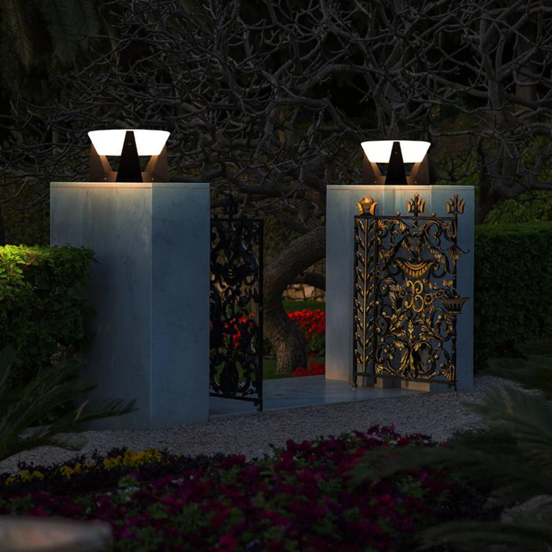 Maliben | Stylish Solar-Powered Outdoor Lamp