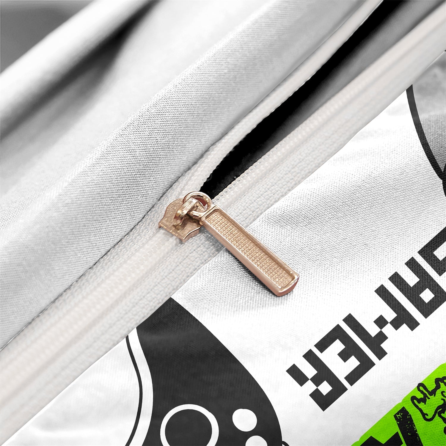 Maliben | Gamedreamer: Luxury Duvet Cover For Adventurous Bedrooms