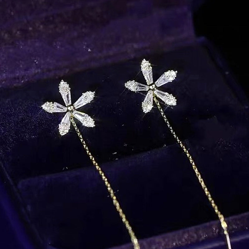 Maliben | Shiny Diamond Flower Earrings