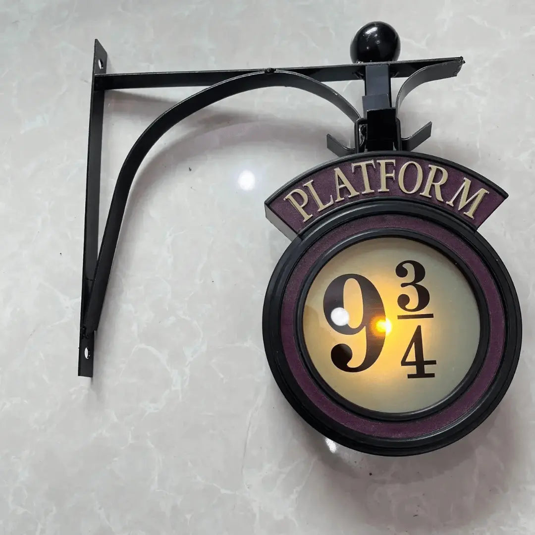 Maliben | Magical Platform 9¾ Wall Lamp - Lumoswall