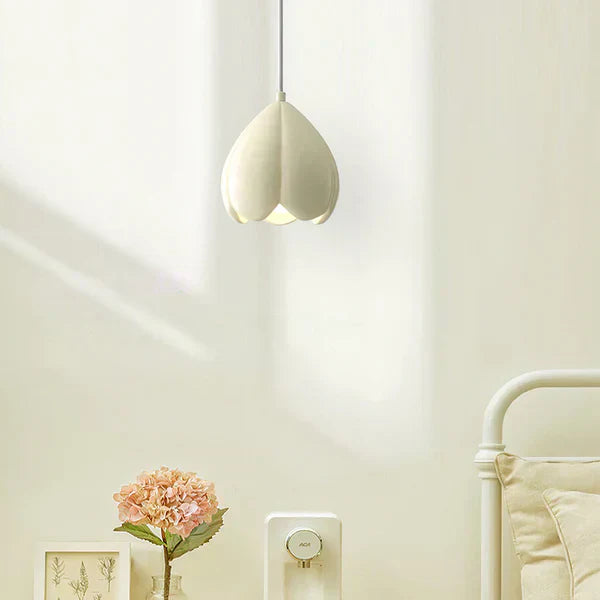 Maliben | Flowerglow Pendant - Elegant Cream-Colored Pendant For Warm Atmospheric Interiors
